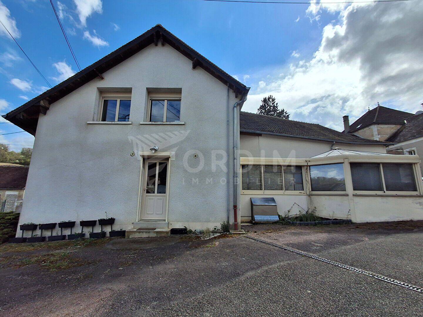 Maison 4 pièces 93 m² · à Tonnerre · 93 m² · 110 000 €