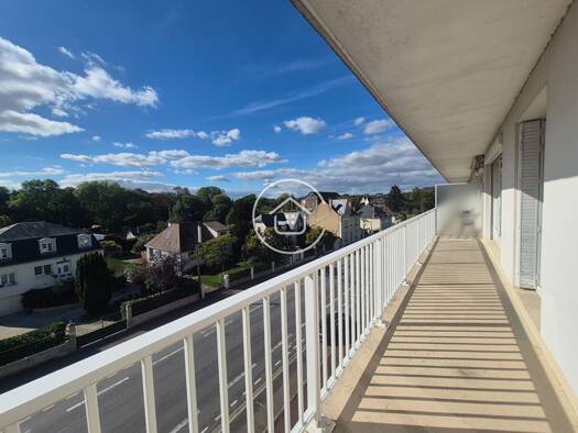 Appartement à vendre 128 900 € 3 pièces 2 chambres 72 m² Étage 2/4 Gerard Yvon Vendôme 41100