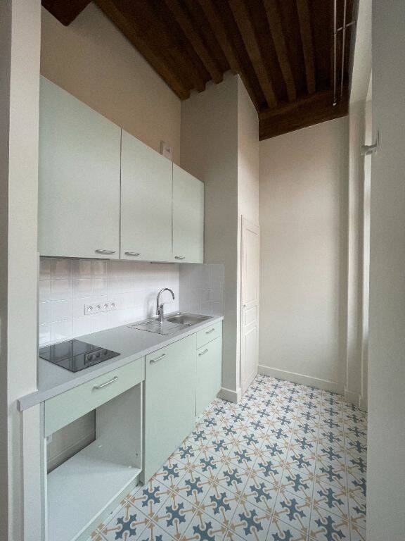 Appartement 1 pièce 28 m² · à Mâcon · 28,3 m² · 338 €/mois