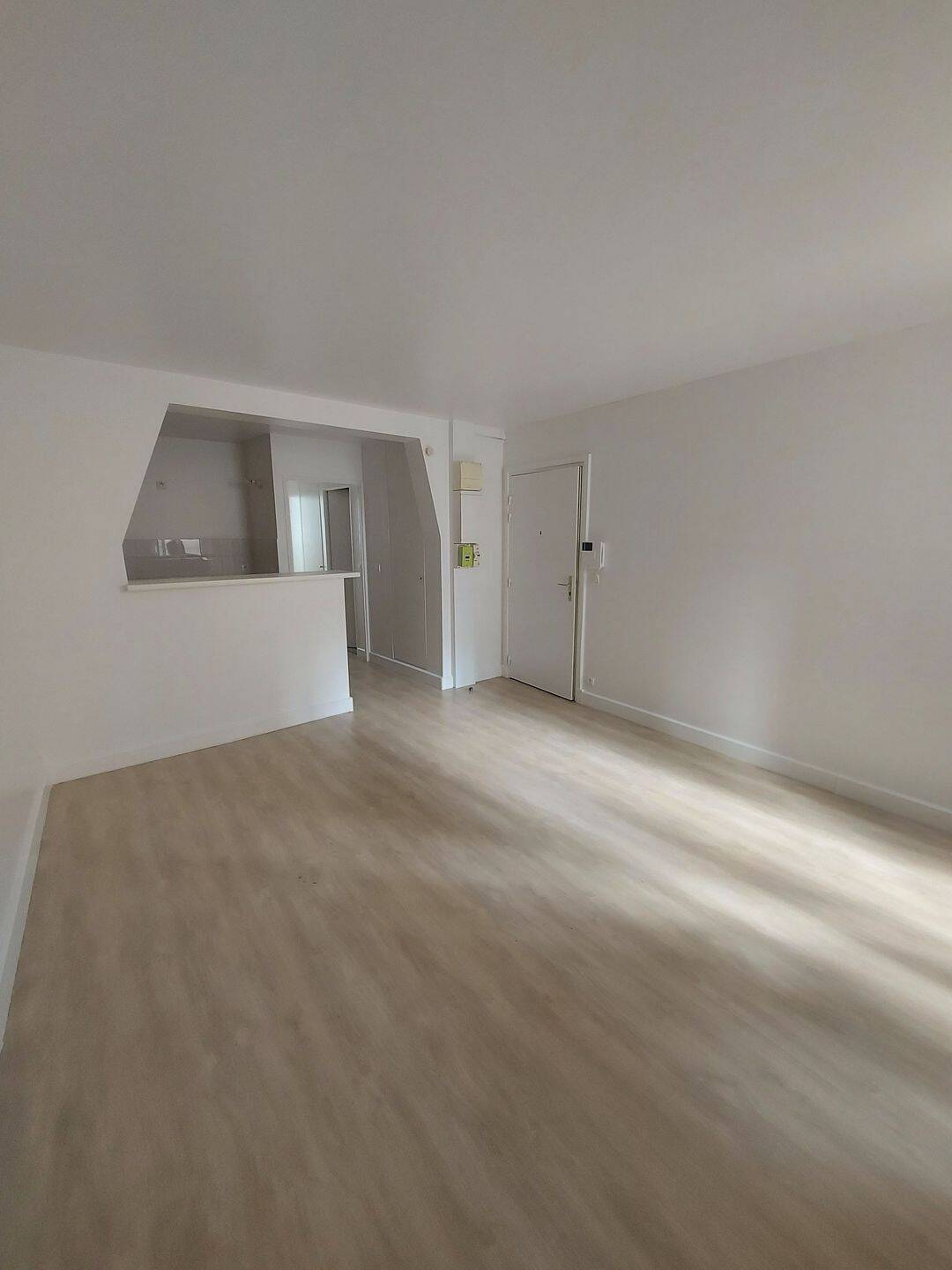 Appartement 3 pièces 50 m² · à Paris 2ème Arrondissement · 50,2 m² · 1 700 €