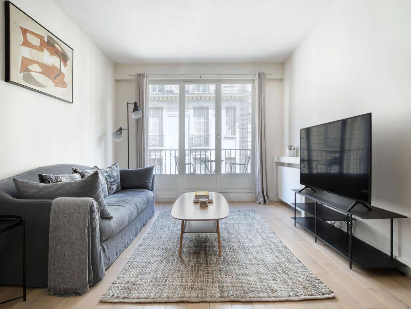 Appartement 3 pièces 60 m² · à Paris 8ème Arrondissement · 60 m² · 1 250 €