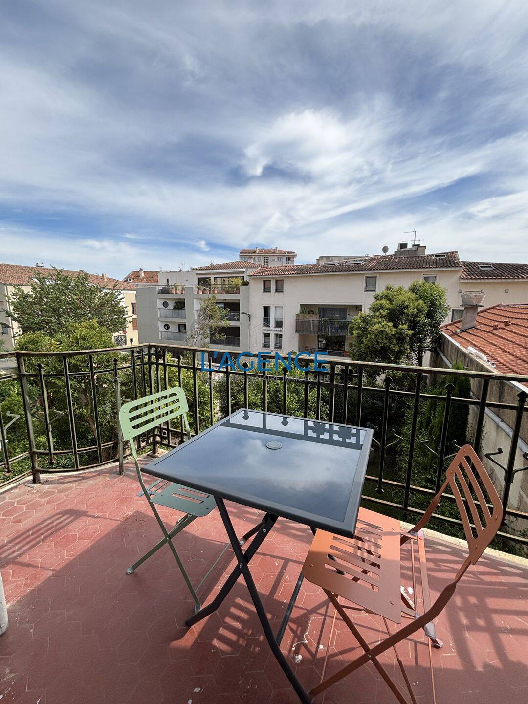 Appartement 5 pièces 131 m² · à Hyères · 130,8 m² · 499 000 €