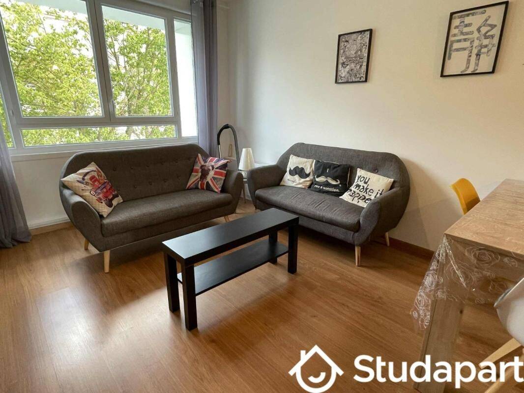 1 pièce 11 m² · à Pessac · 11 m² · 520 €
