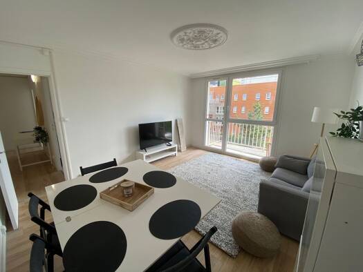 Appartement à louer 400 € 1 pièce 115 m² Étage 4/12 Mace Saint-Étienne-du-Rouvray 76800