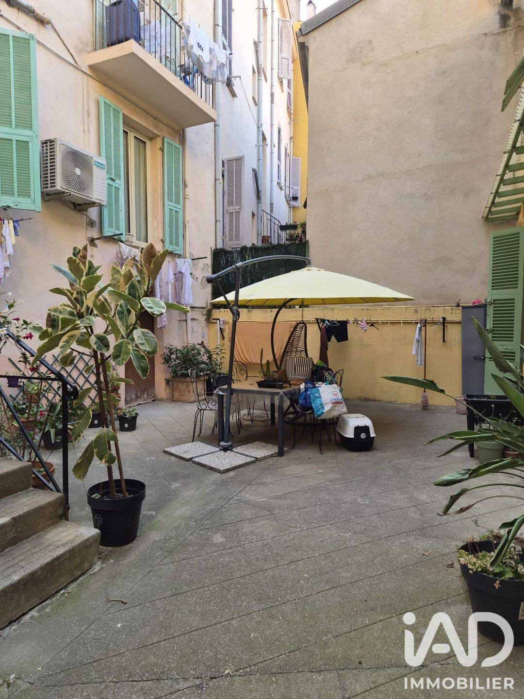 Appartement 3 pièces 56 m² · à Menton · 56 m² · 248 000 €