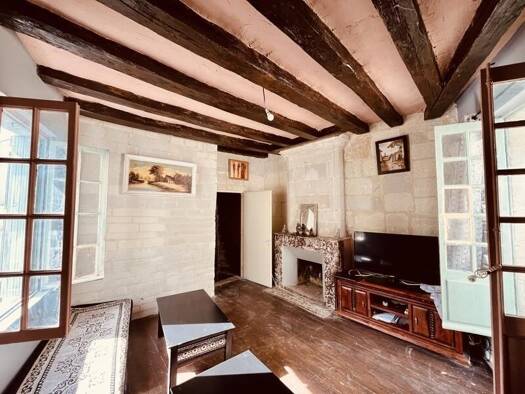 Maison à vendre 66 780 € 4 pièces 1 chambre 60 m² Delessert-Saint Louis-Nantilly Saumur 49400