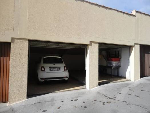 Parking à vendre 29 700 € 29 m² Gréoux-les-Bains 04800
