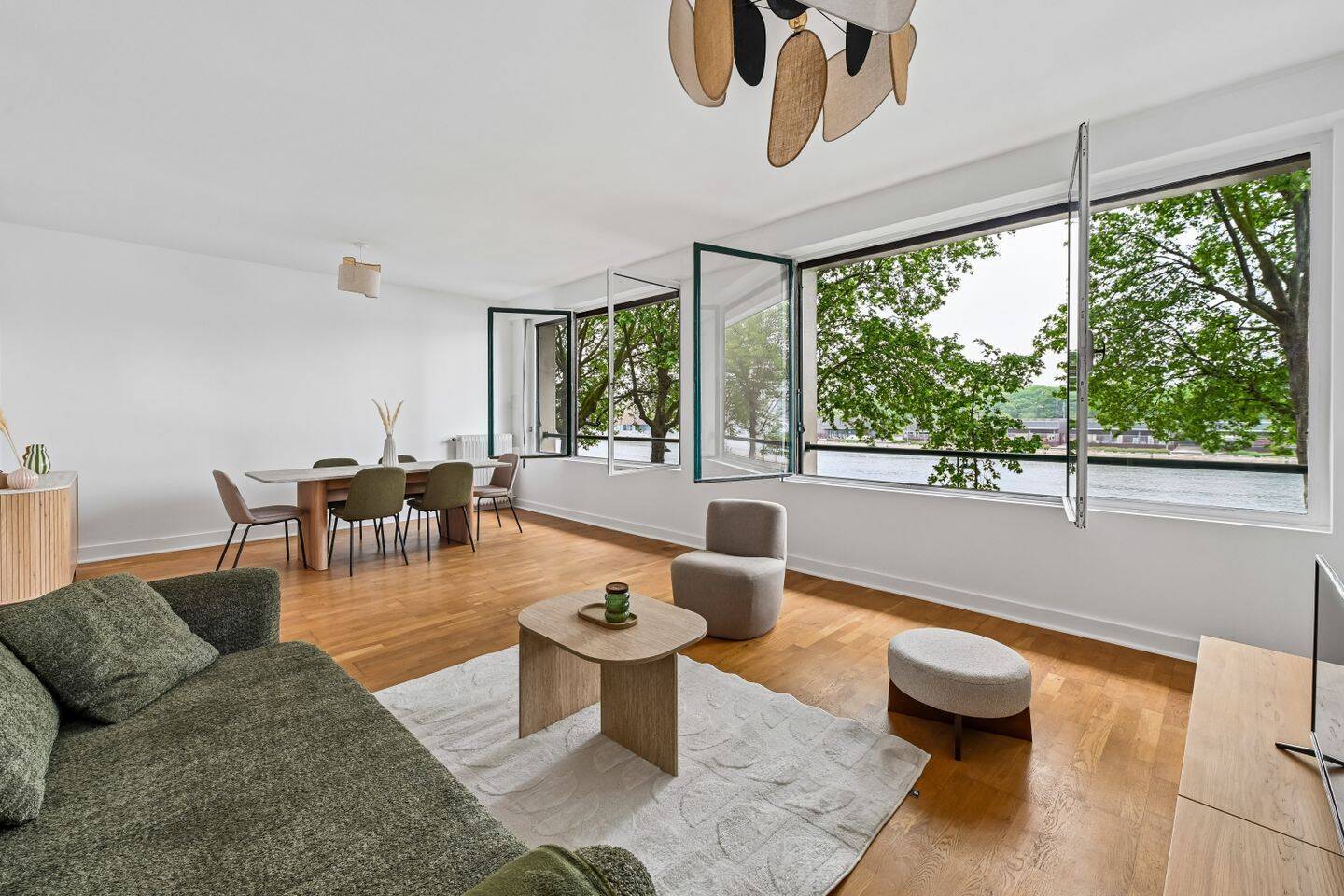 Appartement 3 pièces 95 m² · à Paris 16ème Arrondissement · 95 m² · 3 200 €