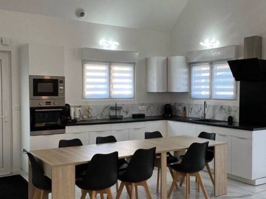 Maison à louer 2 000 € 4 pièces 3 chambres 125 m² disponible dès maintenant Reichstett 67116