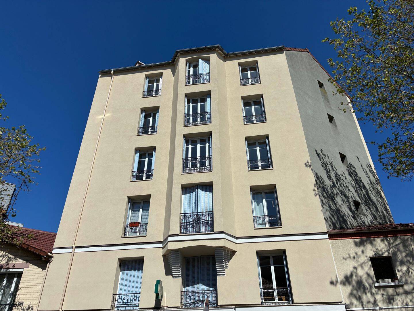 Appartement 2 pièces 42 m² · à Bagnolet · 42 m² · 240 000 €