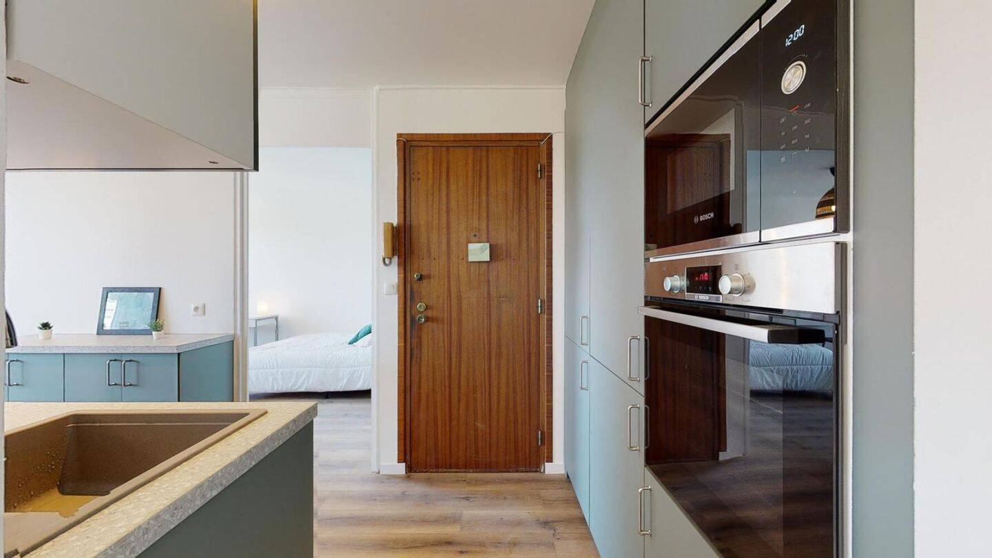 5 pièces 80 m² · à Oullins-Pierre-Bénite · 80 m² · 529 €