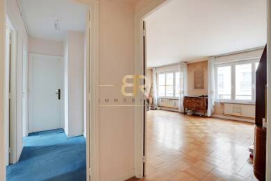 Appartement à vendre 830 000 € 4 pièces 2 chambres 81 m² Étage 4/8 Belleville-Saint Maur Paris 11ème 75011