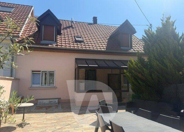 Maison 5 pièces 112 m² · à Bartenheim · 111,5 m² · 398 000 €