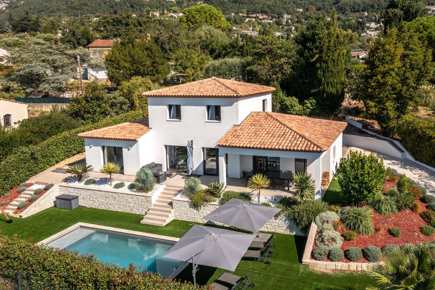 Maison 5 pièces 143 m² · à Vence · 143 m² · 1 290 000 €