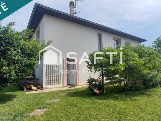 Maison à vendre 220 000 € 6 pièces 4 chambres 137 m² 829 m² de terrain Valentenouze Champagnole 39300