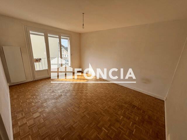Appartement 2 pièces 52 m² · à Épernay · 51,7 m² · 575 €