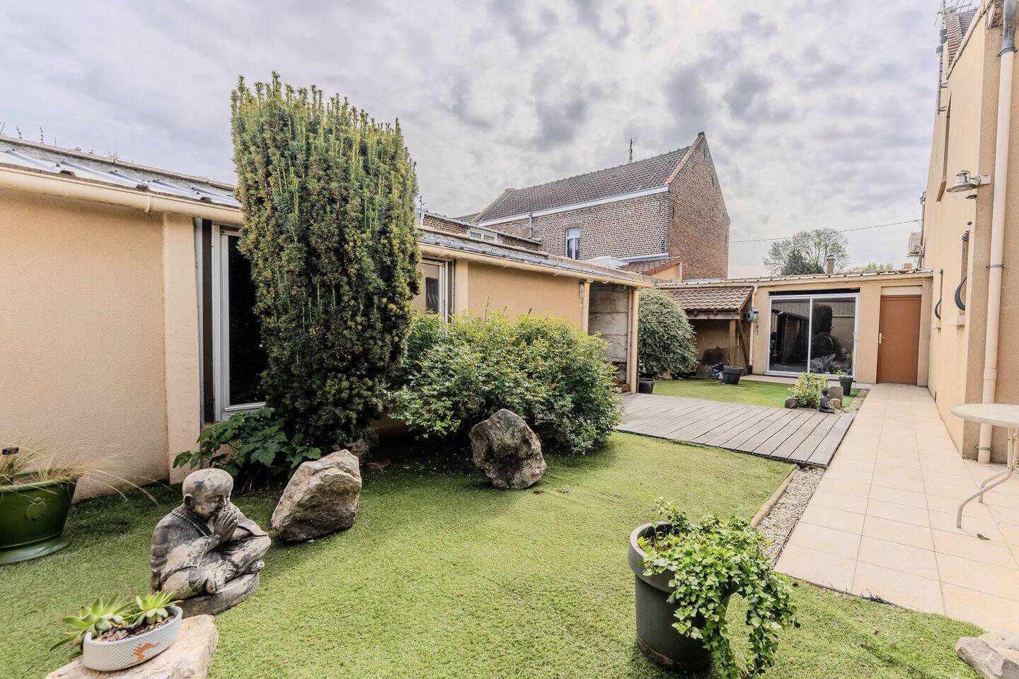 Maison 5 pièces 155 m² · à Bauvin · 155 m² · 239 000 €