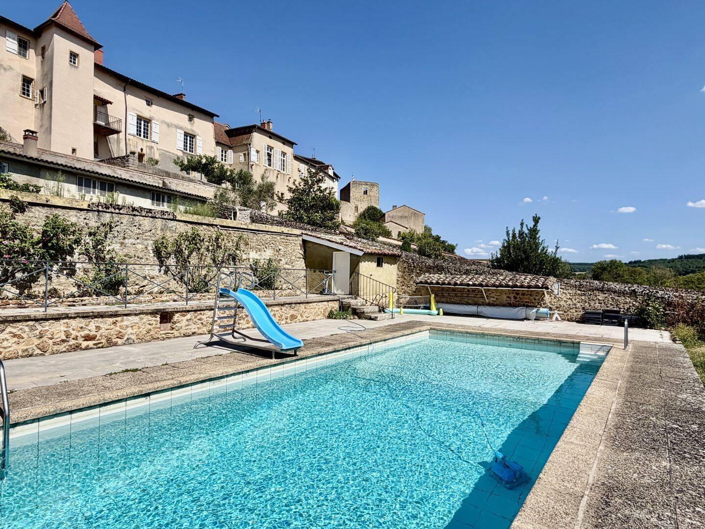 Maison 13 pièces 320 m² · à Paray-le-Monial · 320 m² · 398 000 €