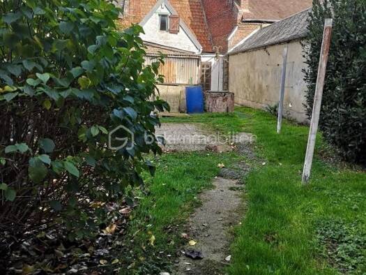 Maison à vendre 52 000 € 3 pièces 2 chambres 65 m² 250 m² de terrain Rollot 80500
