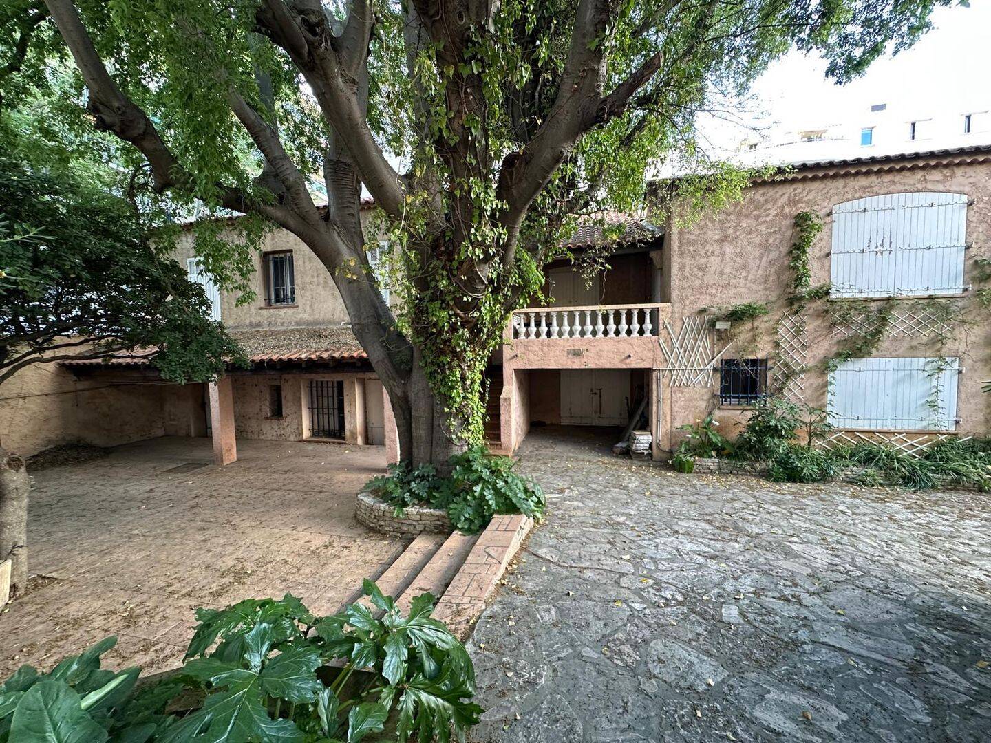 Maison 6 pièces 145 m² · à Toulon · 145 m² · 449 000 €