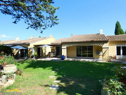 Maison à vendre 1 180 000 € 8 pièces 7 chambres 310,8 m² 28 350 m² de terrain Peripherie Vias 34450