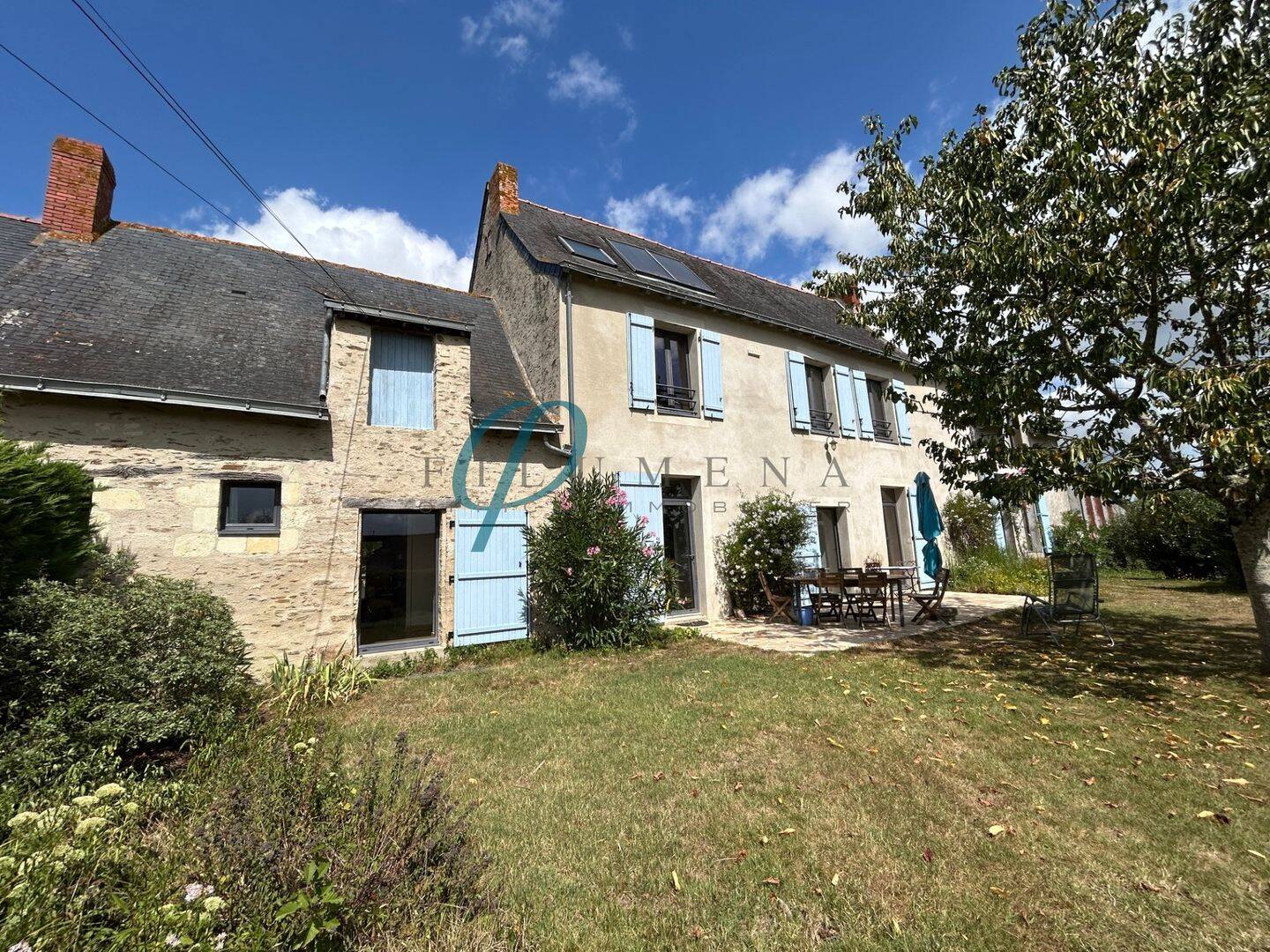 Maison 10 pièces 254 m² · à Sucé-sur-Erdre · 254 m² · 643 000 €