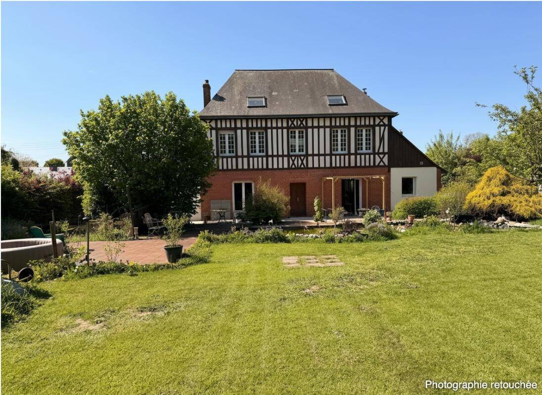 Maison 8 pièces 235 m² · à Yvetot · 235 m² · 550 000 €