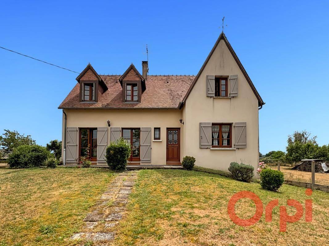 Maison 6 pièces 555 m² · à Orval · 555 m² · 191 500 €