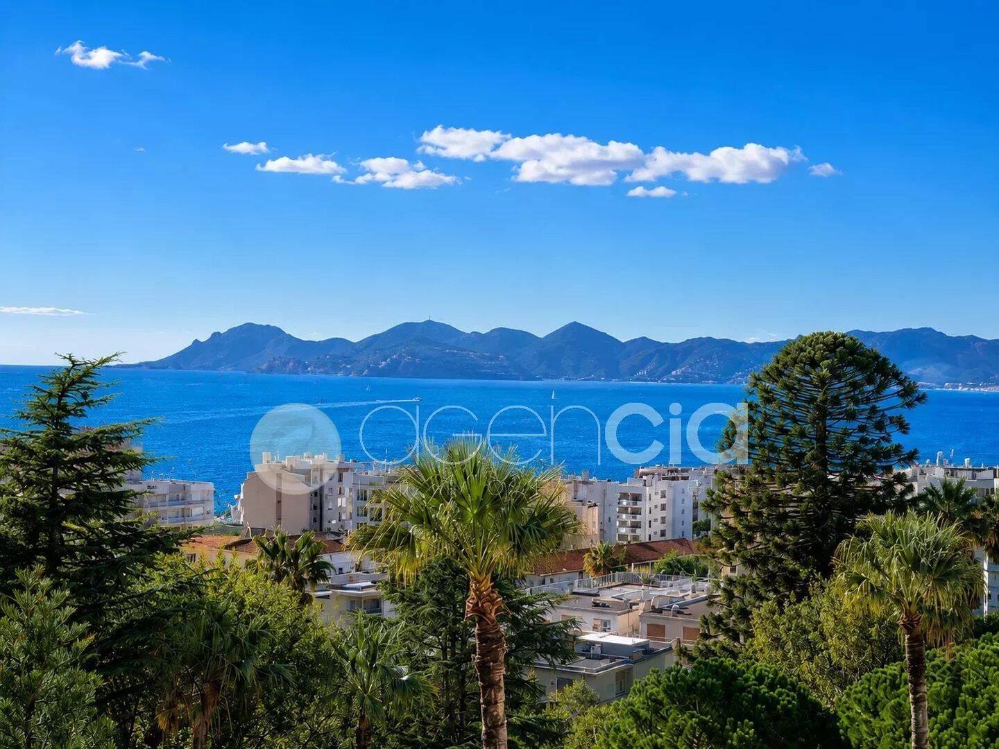 Appartement 3 pièces 70 m² · à Cannes · 70 m² · 749 000 €