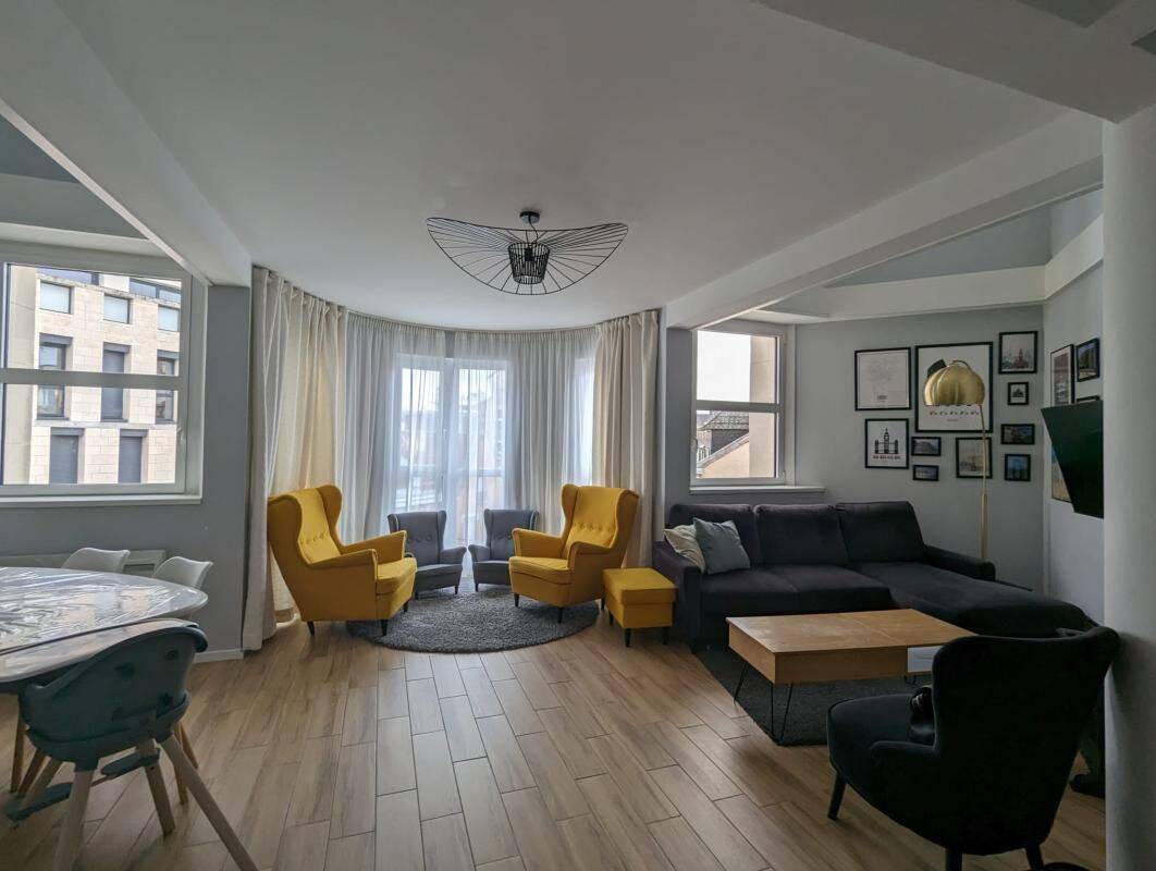 Appartement 5 pièces 120 m² · à Reims · 120 m² · 1 295 €/mois