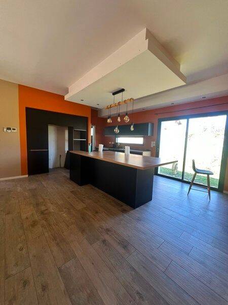 Maison 4 pièces 89 m² · à Sadirac · 89 m² · 1 400 €