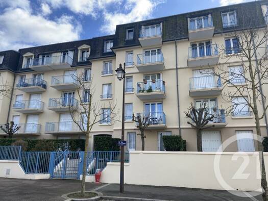 Appartement à louer 720 € 2 pièces 1 chambre 39,5 m² RDC Mantes-la-Jolie 78200