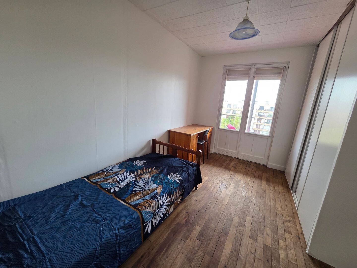 Appartement 5 pièces 72 m² · à Dijon · 72 m² · 440 €