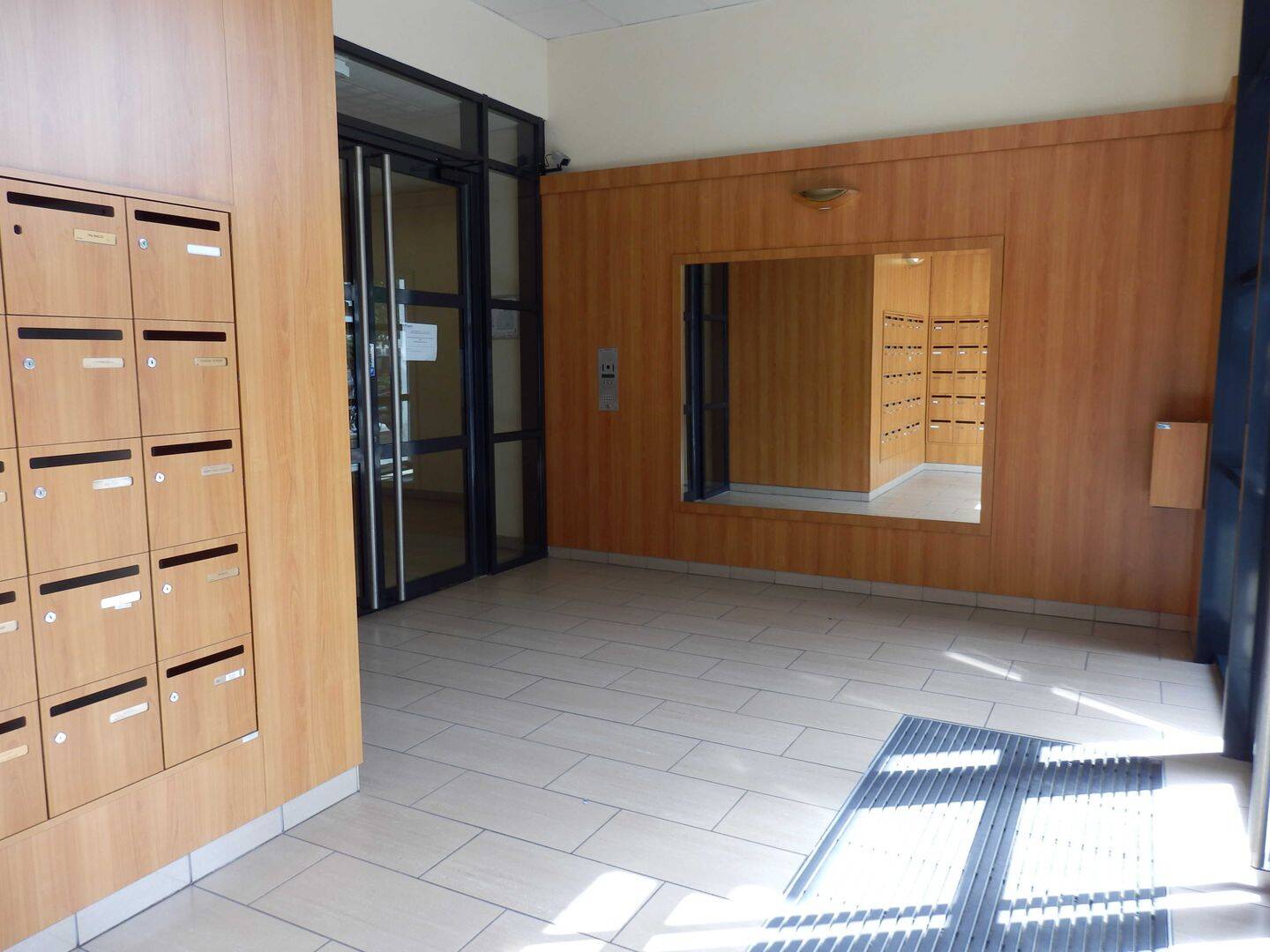 Appartement 3 pièces 69 m² · à Marseille 8ème Arrondissement · 69,5 m² · 1 097 €/mois