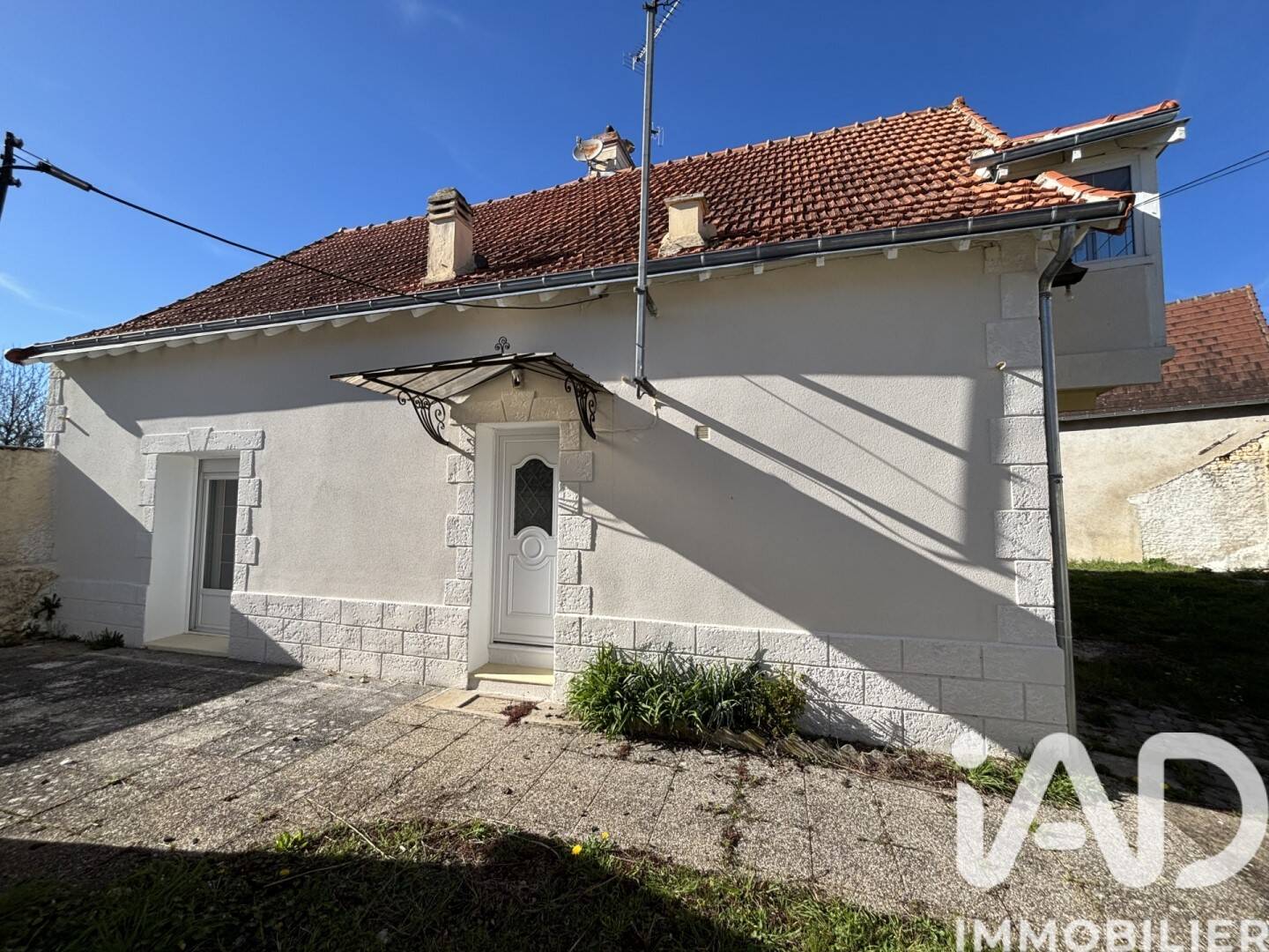 Maison 6 pièces 120 m² · à Tournon-Saint-Martin · 120 m² · 89 500 €