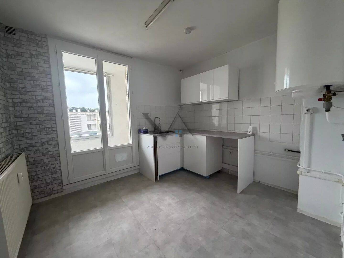 Appartement 4 pièces 67 m² · à Montélimar · 66,7 m² · 740 €