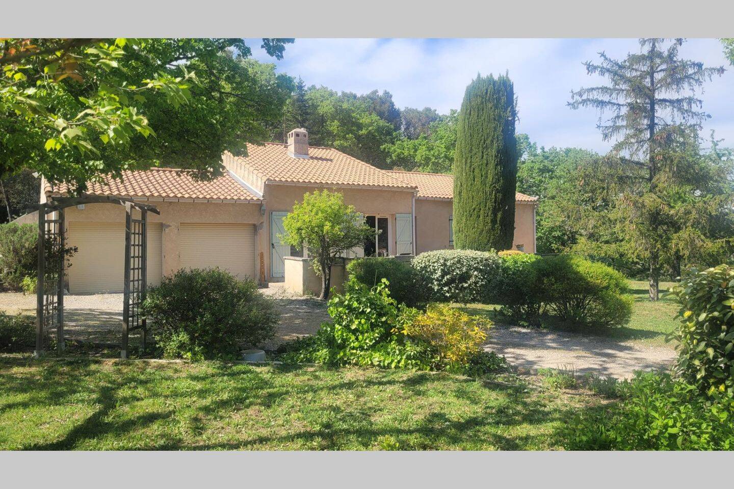Maison 6 pièces 120 m² · à Belcodène · 120 m² · 550 000 €