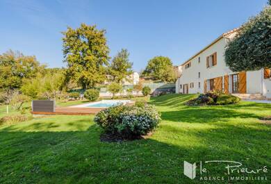 Maison à vendre 370 000 € 6 pièces 4 chambres 210 m² 2 220 m² de terrain Albi 81000