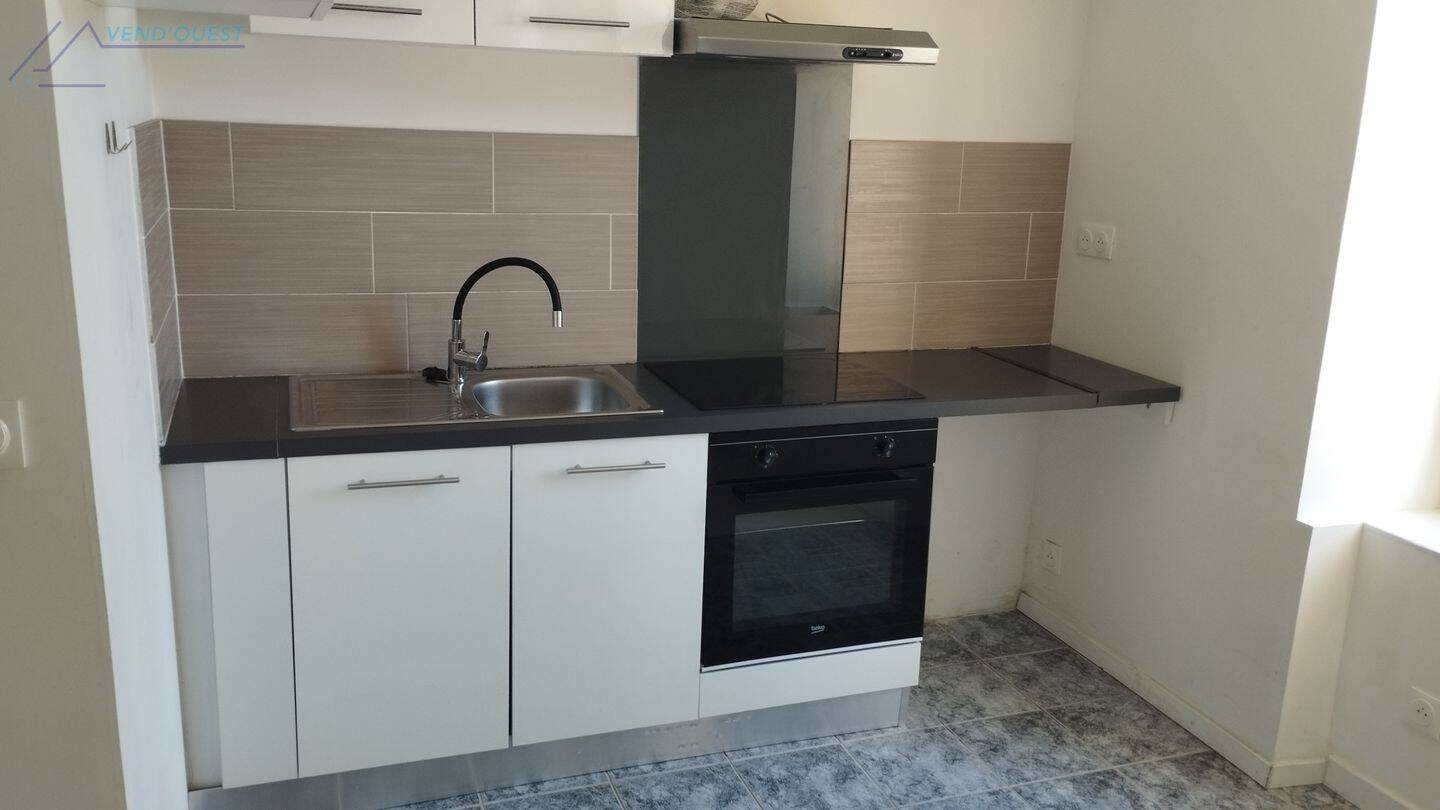 Appartement 3 pièces 79 m² · à Scaër · 79 m² · 600 €