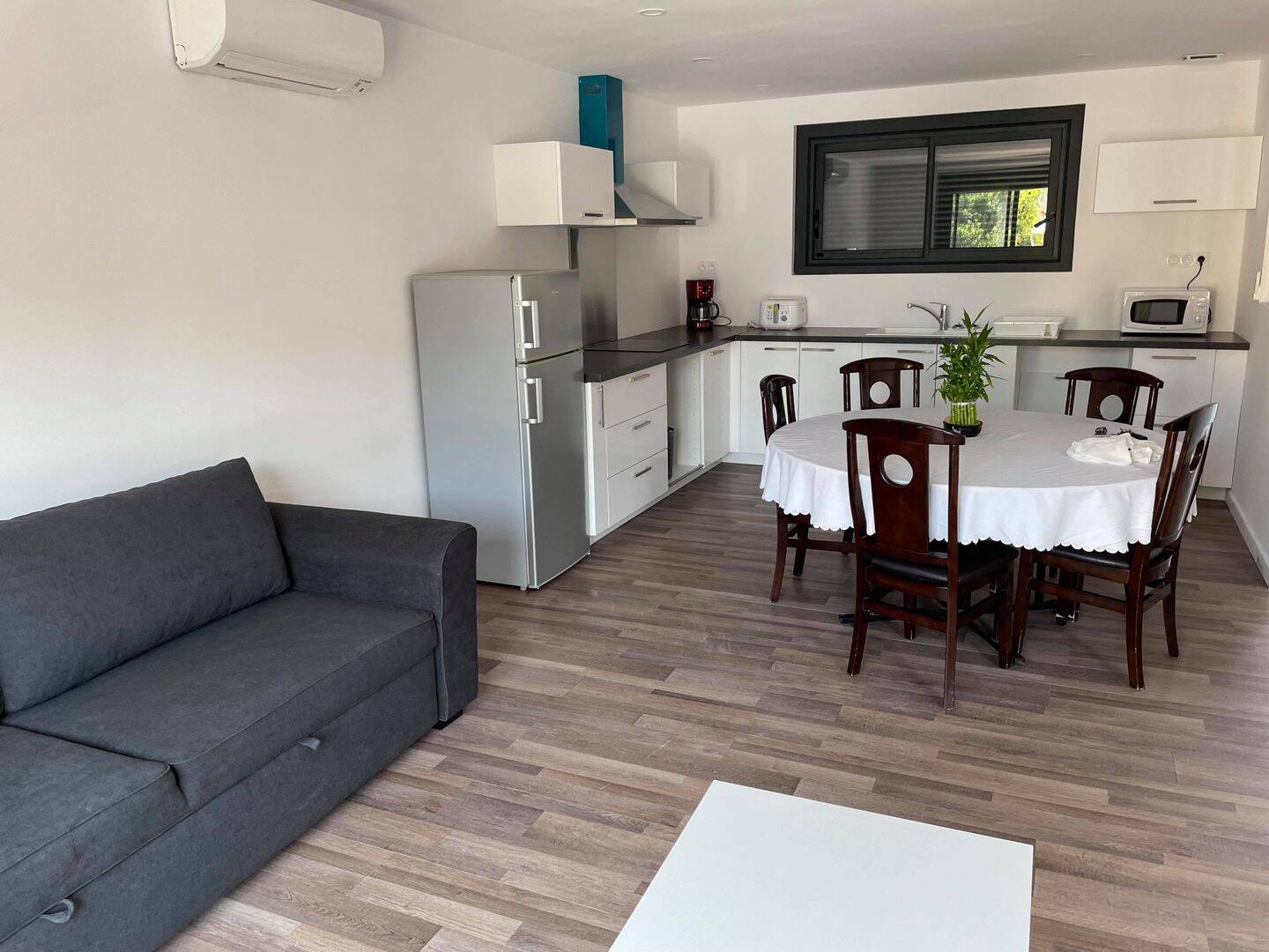 Maison 4 pièces 100 m² · à Villeneuve-lès-Béziers · 100 m² · 1 400 €