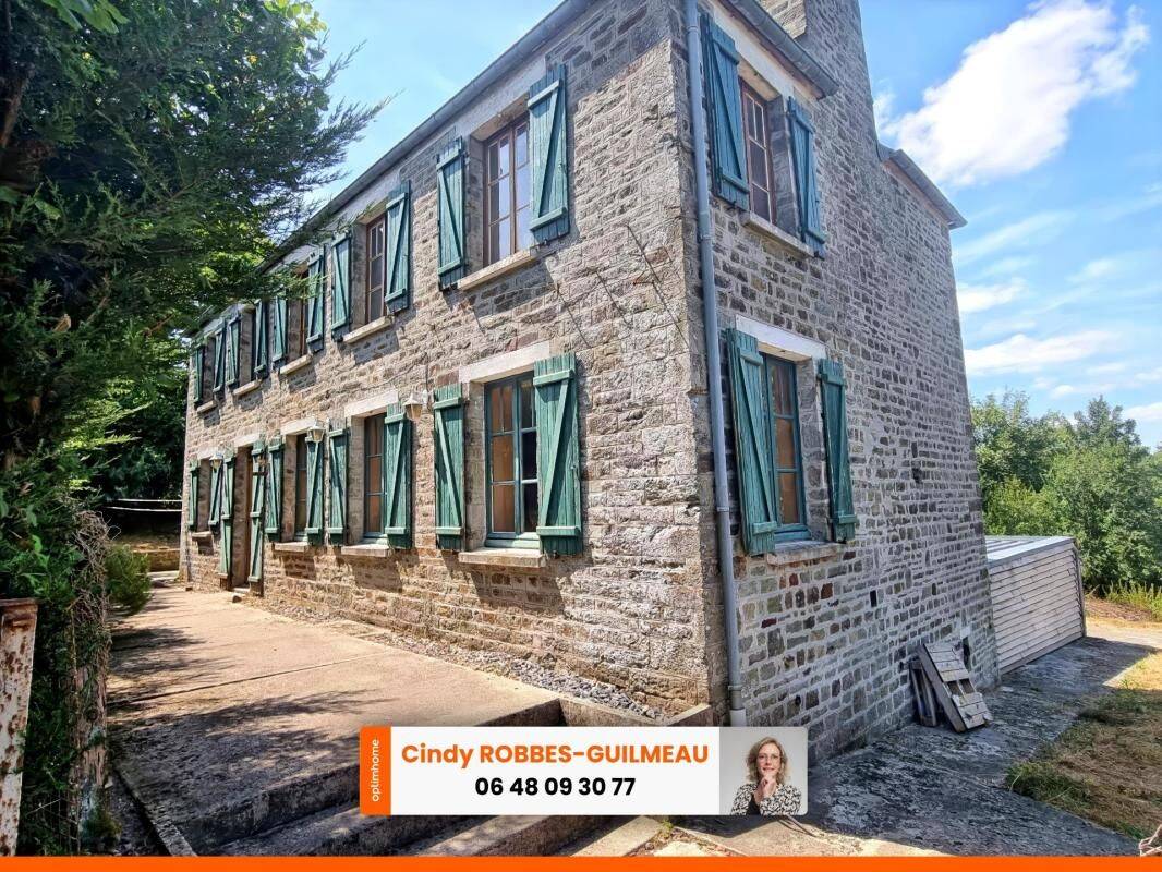 Maison 8 pièces 158 m² · à Souleuvre en Bocage · 158 m² · 220 500 €