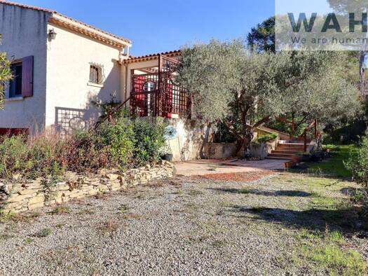 Maison de plain-pied à vendre 499 000 € 6 pièces 3 chambres 157 m² 1 720 m² de terrain Nages-et-Solorgues 30114