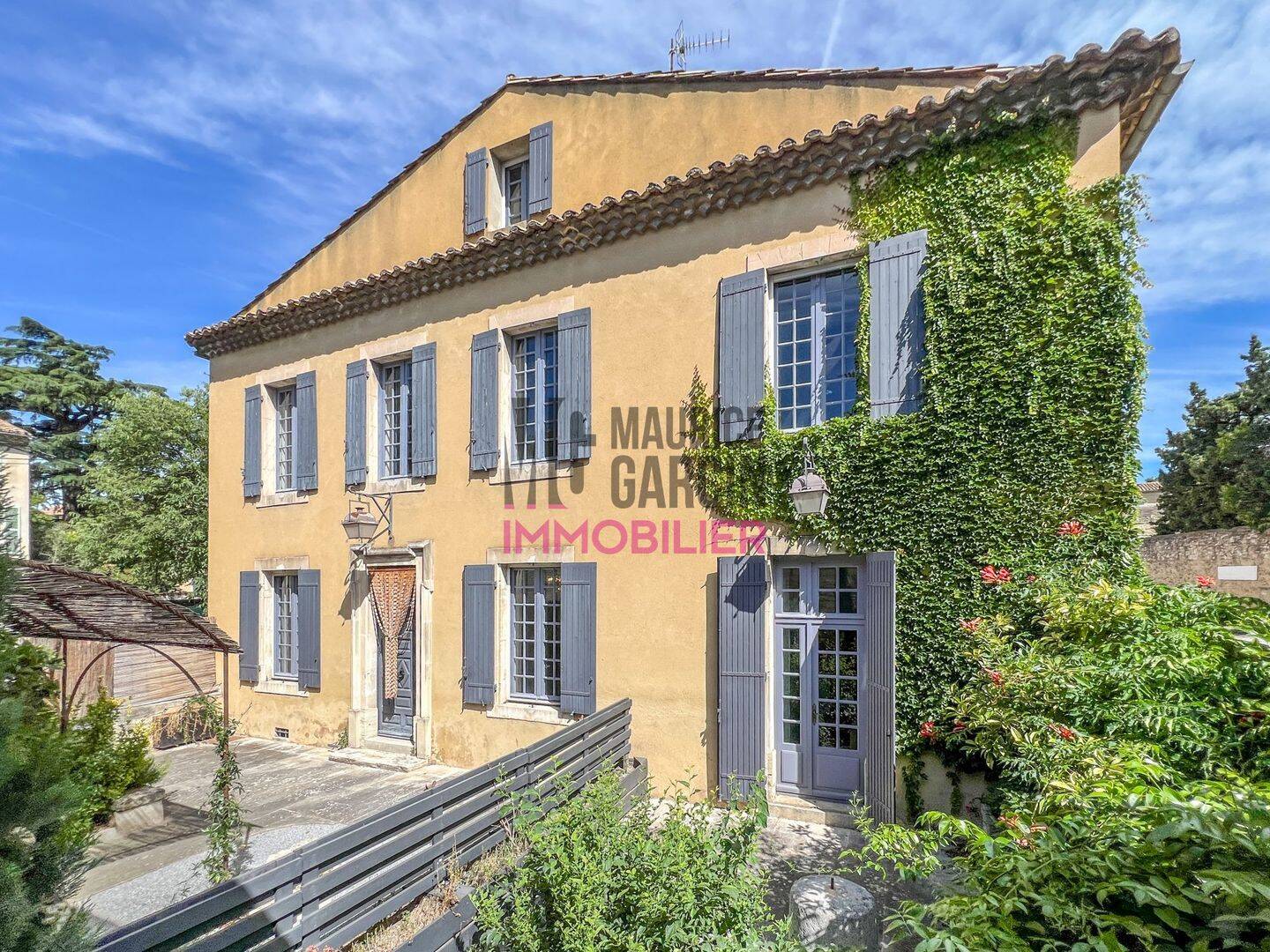 Maison 11 pièces 250 m² · à Carpentras · 250 m² · 397 000 €