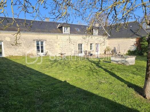 Maison à vendre 269 000 € 5 pièces 3 chambres 159 m² 1 740 m² de terrain Bourgueil 37140