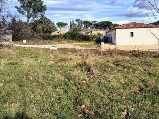 Terrain constructible à vendre 77 000 € 762 m² de terrain Vallon-Pont-d'Arc 07150