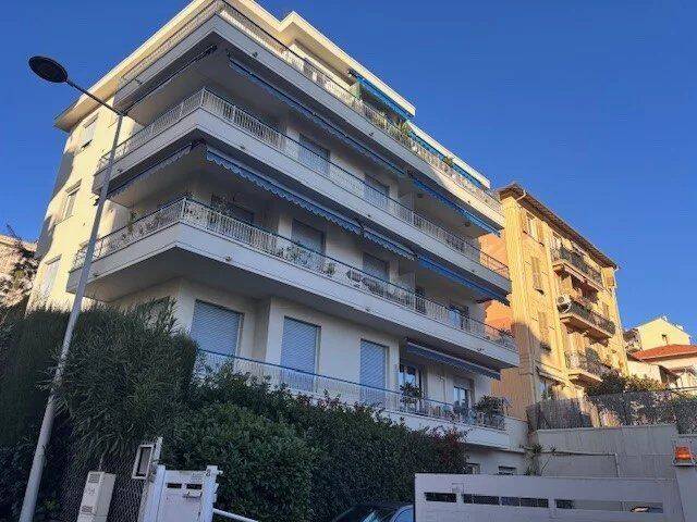 Appartement 3 pièces 62 m² · à Nice · 61,9 m² · 1 350 €