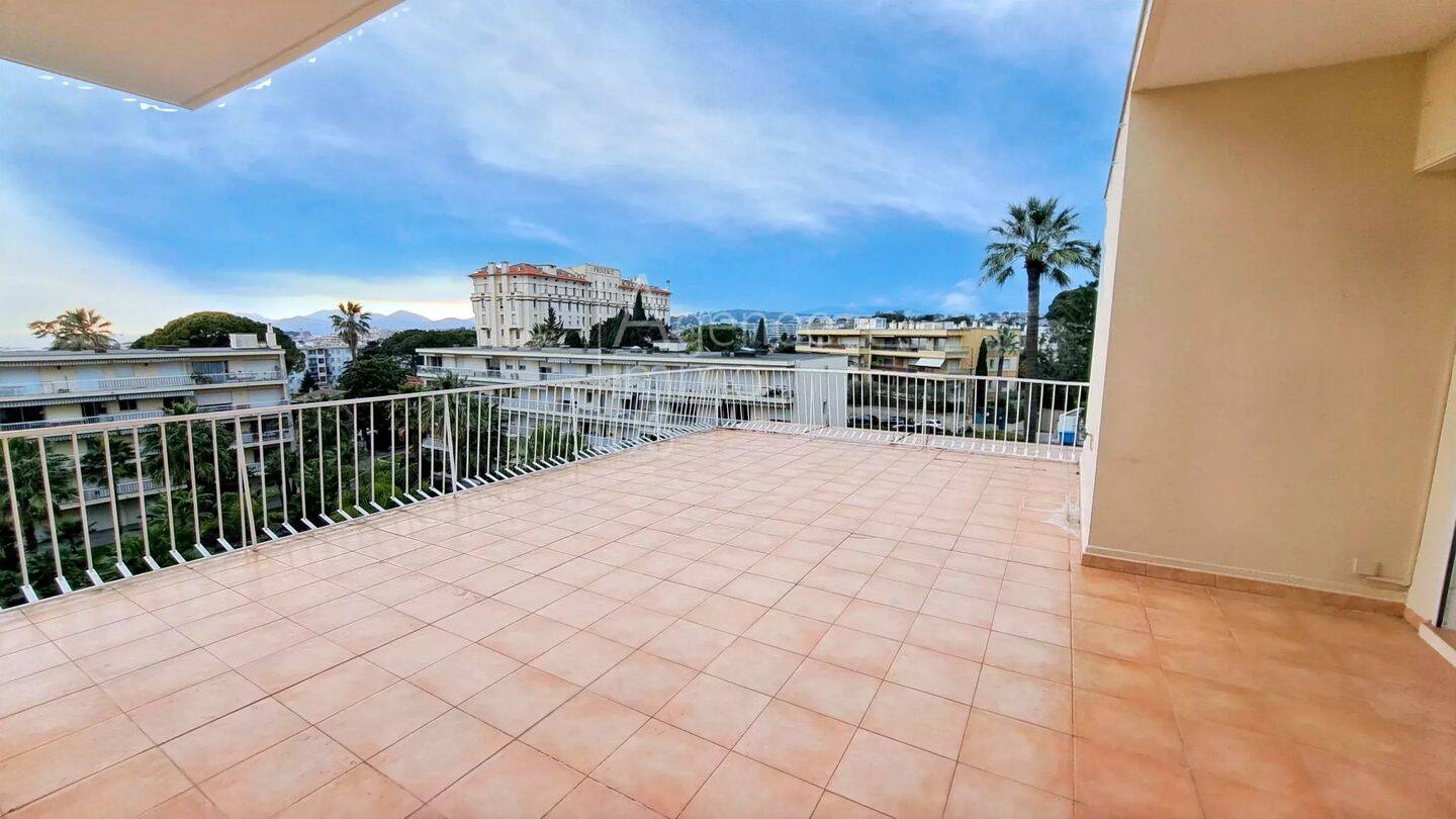 Appartement 4 pièces 96 m² · à Cannes · 96,2 m² · 549 000 €