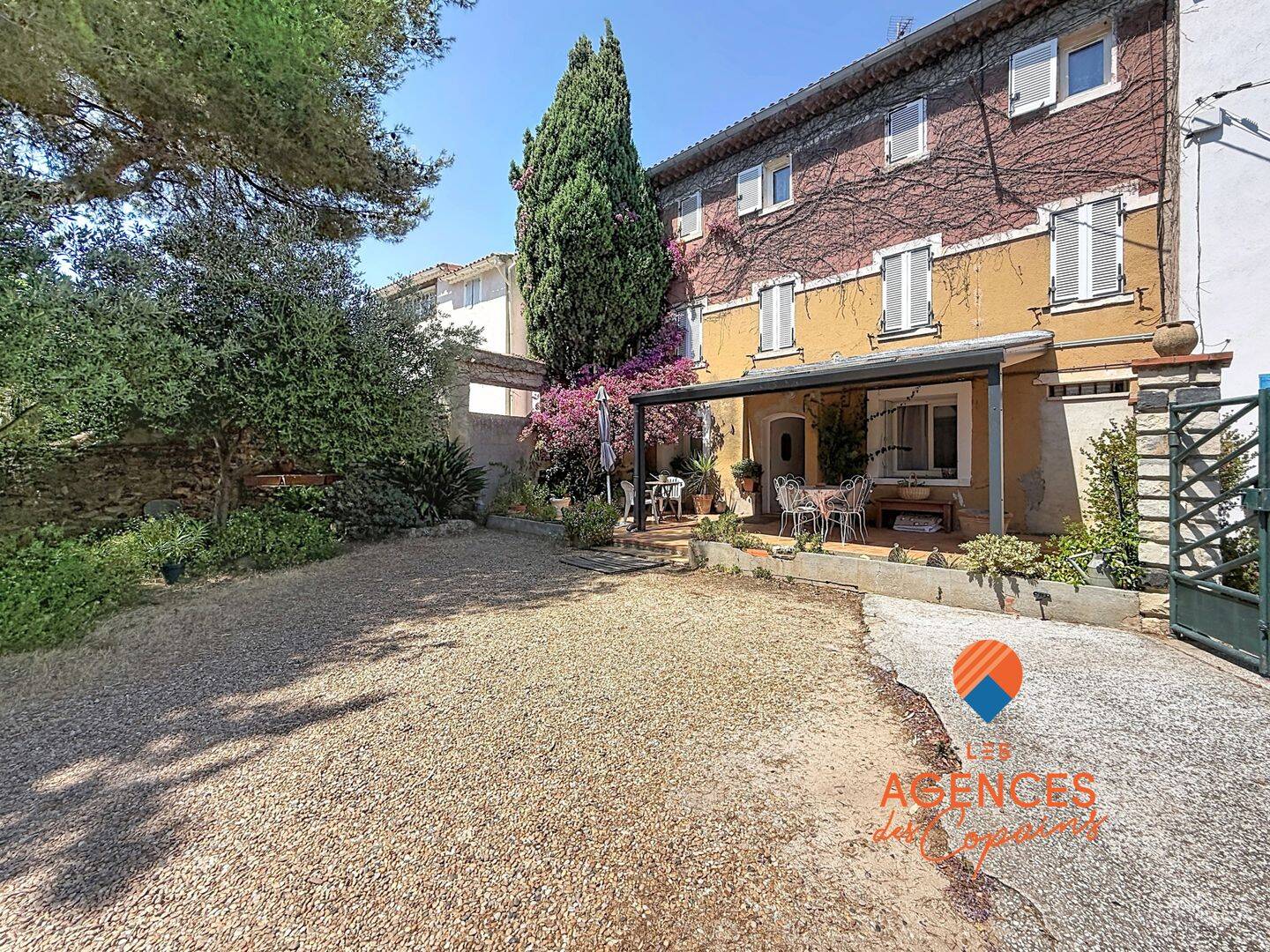 Maison 8 pièces 183 m² · à Six-Fours-les-Plages · 183 m² · 682 000 €