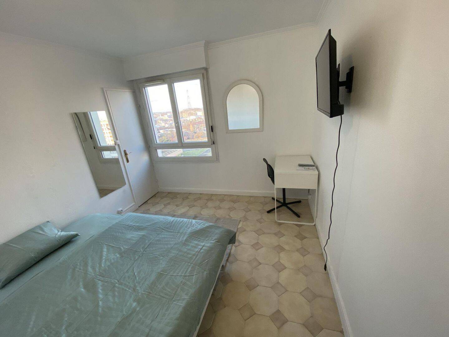5 pièces 102 m² · à Sarcelles · 102 m² · 550 €