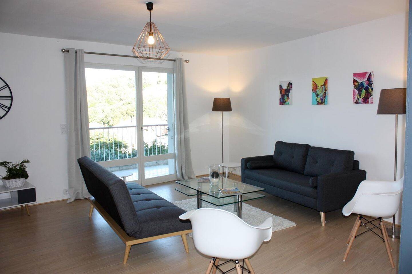 Appartement 4 pièces 85 m² · à Nîmes · 85 m² · 1 220 €